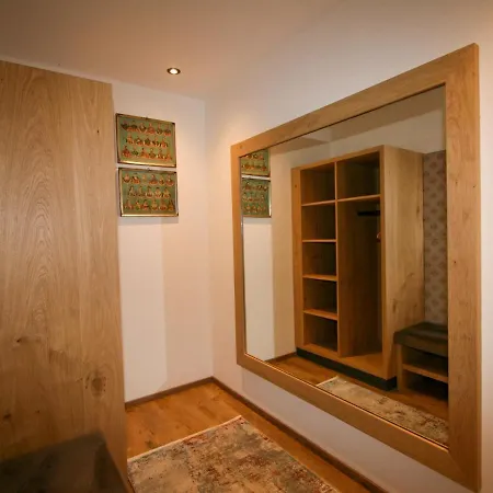 Erzherzog's Apts-zillertal Kaiser By Interhome